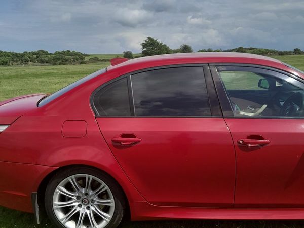 BMW 5-Series Saloon, Diesel, 2008, Red