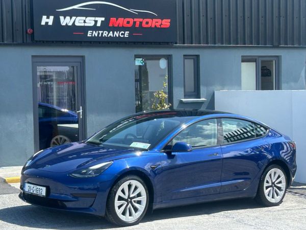 Tesla Model 3 Saloon, Electric, 2021, Blue