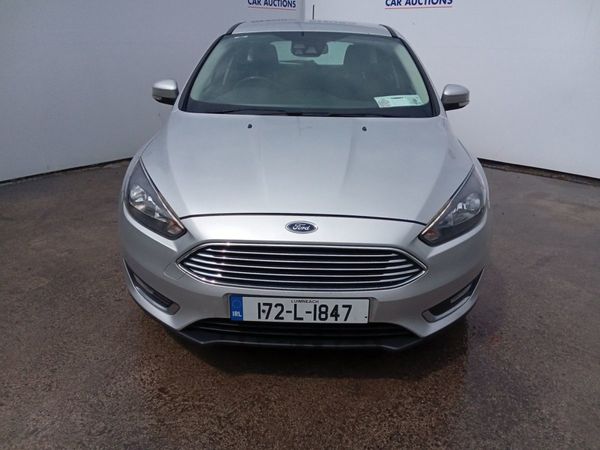 Ford Focus Hatchback, Petrol, 2017, Silver