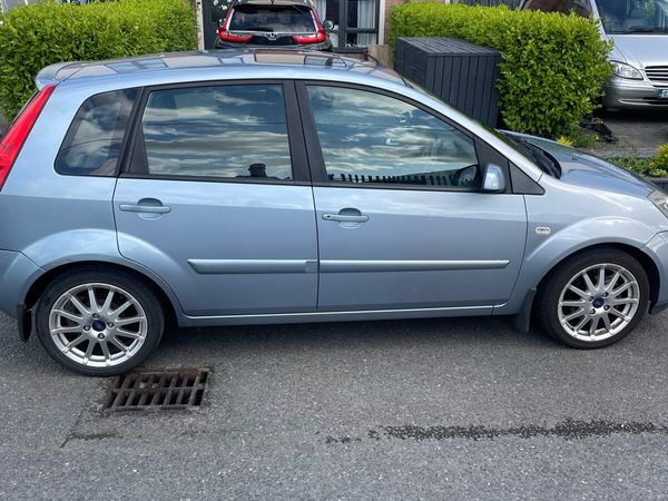 Ford Fiesta Hatchback, Petrol, 2008, Blue