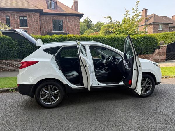 Hyundai ix35 SUV, Diesel, 2014, White