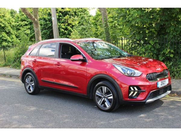 Kia Niro Estate, Hybrid, 2021, Red