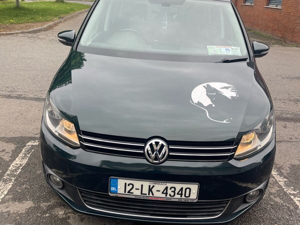 Volkswagen Touran MPV, Petrol, 2012, Black
