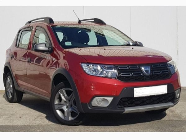 Dacia Sandero Stepway Hatchback, Diesel, 2017, Red