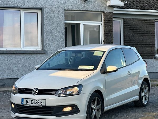 Volkswagen Polo Hatchback, Petrol, 2014, White