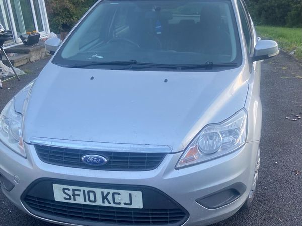 Ford Focus Hatchback, Diesel, 2010, Silver