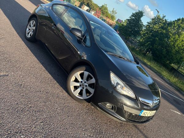 Vauxhall Astra Hatchback, Diesel, 2014, Black