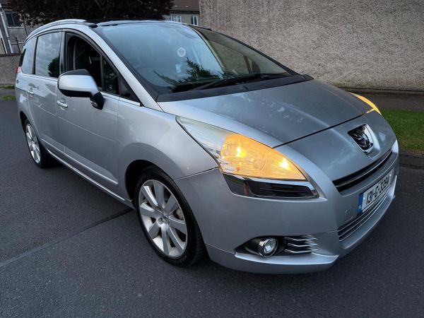 Peugeot 5008 MPV, Diesel, 2013, Silver