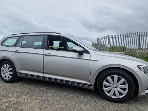 Volkswagen Passat Estate/Jeep, Diesel, 2015, Silver