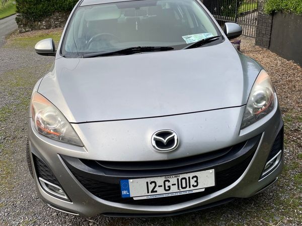 Mazda Mazda3 Saloon, Diesel, 2012, Grey