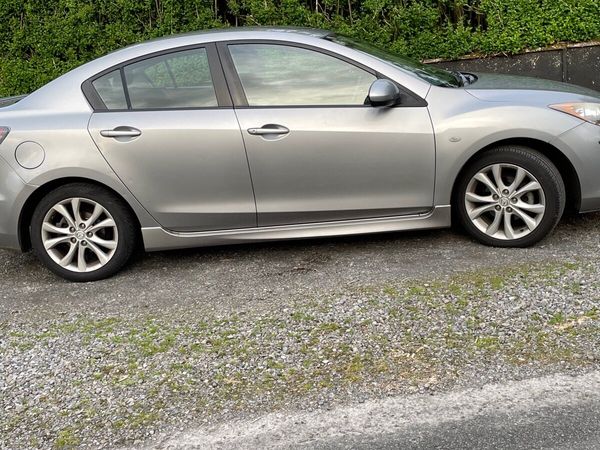 Mazda Mazda3 Saloon, Diesel, 2012, Grey