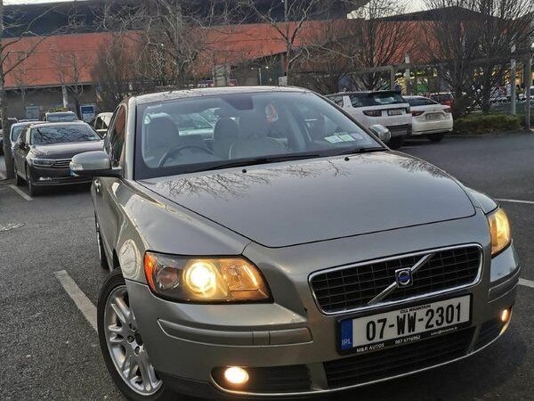 Volvo S40 Saloon, Petrol, 2007, Green