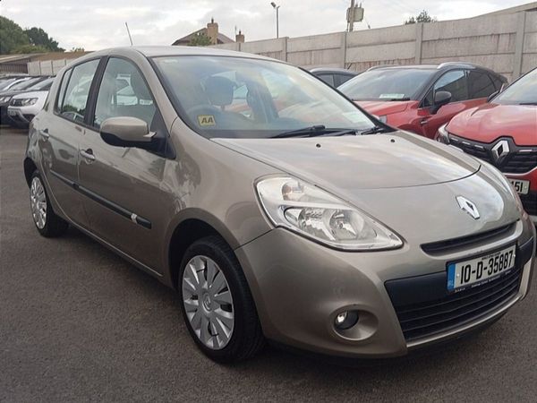 Renault Clio Hatchback, Petrol, 2010, Gold
