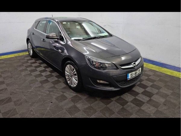 Opel Astra Hatchback, Diesel, 2015, Grey