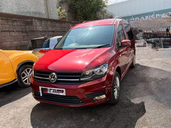 Volkswagen Caddy Maxi Life MPV, Diesel, 2020, Red
