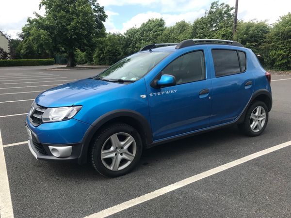 Dacia Sandero Stepway Hatchback, Diesel, 2013, Blue