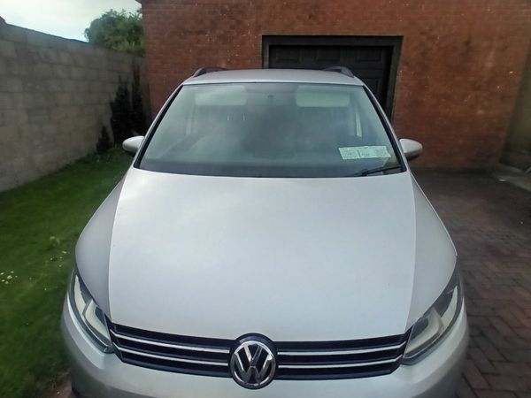 Volkswagen Touran MPV, Diesel, 2012, Silver