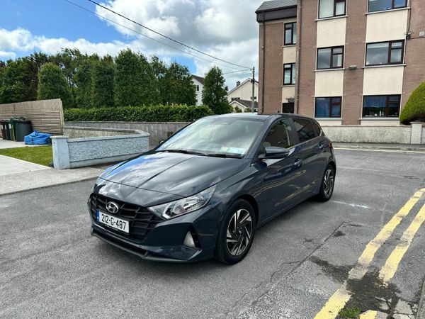 Hyundai i20 Hatchback, Petrol, 2021, Grey