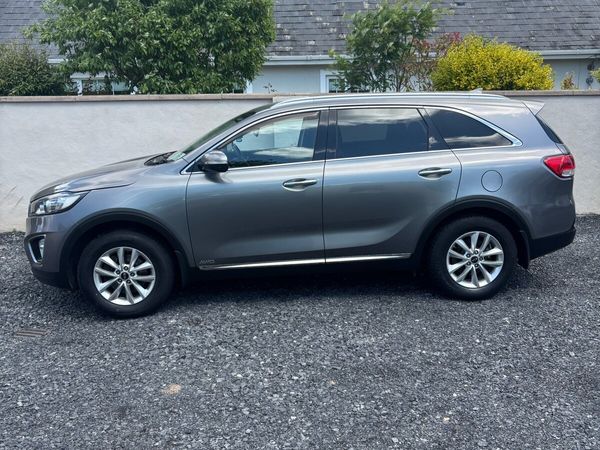 Kia Sorento SUV, Diesel, 2015, Grey