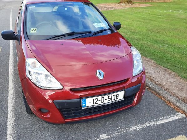 Renault Clio Hatchback, Ethanol Petrol, 2012, Red