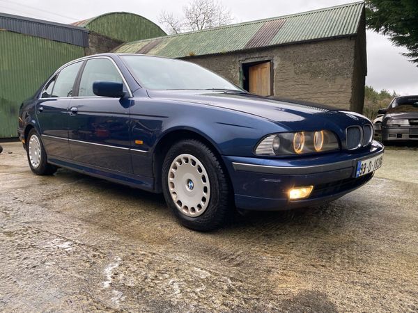 BMW 5-Series Saloon, Petrol, 1999, Blue