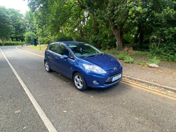 Ford Fiesta Hatchback, Petrol, 2010, Blue