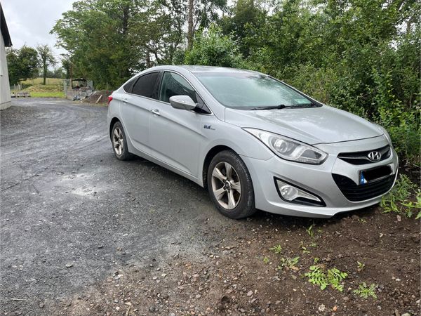 Hyundai i40 Saloon, Diesel, 2013, Silver