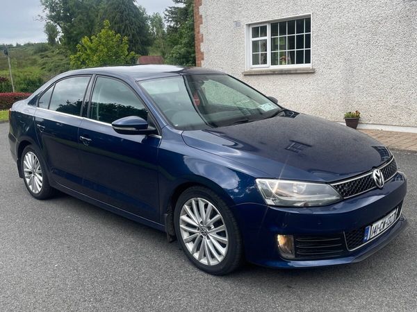 Volkswagen Jetta Saloon, Diesel, 2014, Blue