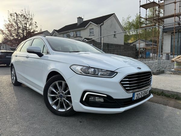 Ford Mondeo Estate/Jeep, Diesel, 2021, White