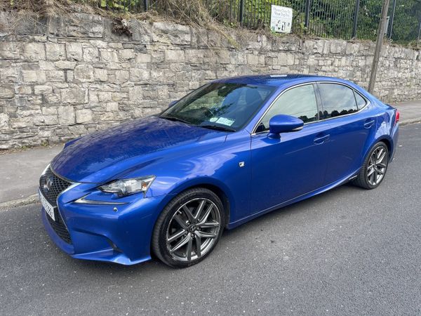 Lexus IS Saloon, Petrol Hybrid, 2015, Blue