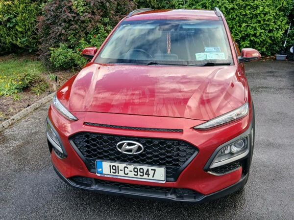 Hyundai KONA MPV, Petrol, 2019, Red