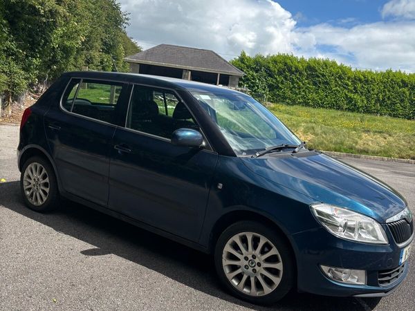 Skoda Fabia Hatchback, Diesel, 2011, Blue