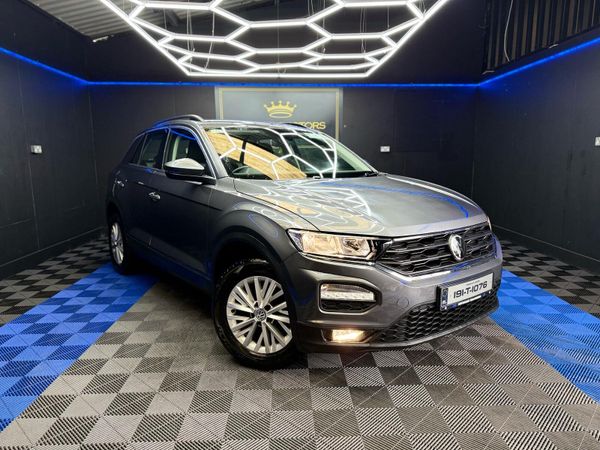 Volkswagen T-Roc SUV, Petrol, 2019, Grey