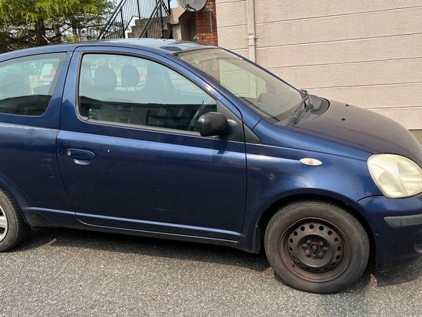 Toyota Yaris Hatchback, Petrol, 2004, Blue