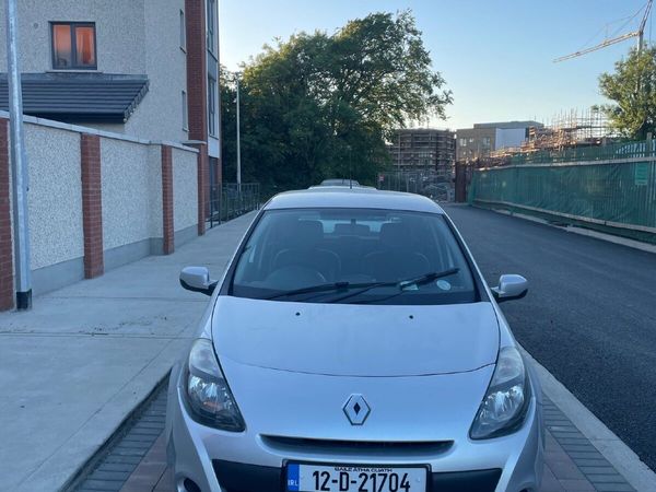 Renault Clio Hatchback, Ethanol Petrol, 2012, Silver