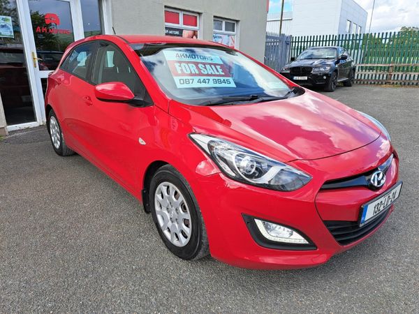 Hyundai i30 Hatchback, Diesel, 2013, Red