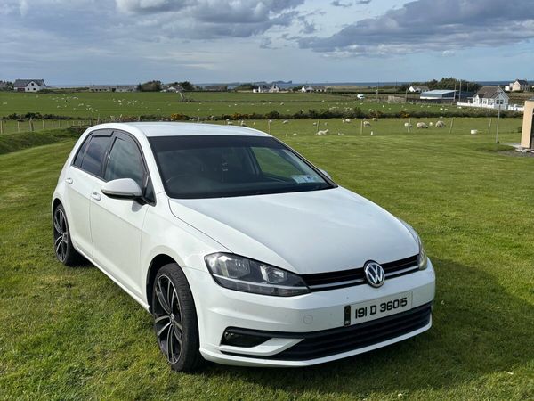 Volkswagen Golf Estate, Diesel, 2019, White