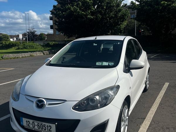 Mazda Mazda2 Hatchback, Petrol, 2012, White