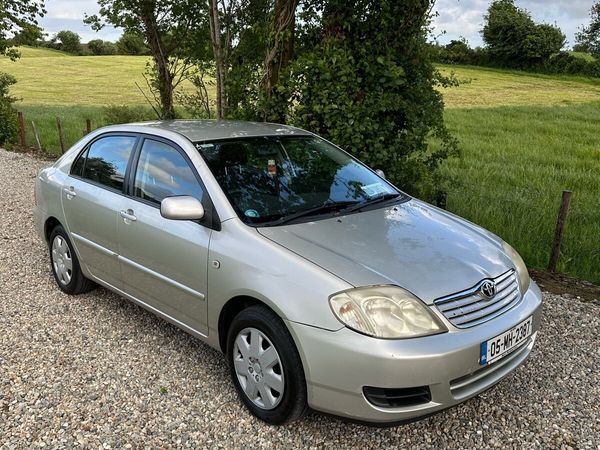 Toyota Corolla Saloon, Petrol, 2005, Silver