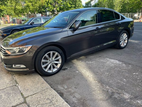 Volkswagen Passat Saloon, Diesel, 2018, Brown