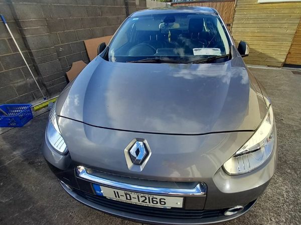 Renault Fluence Saloon, Diesel, 2011, Grey