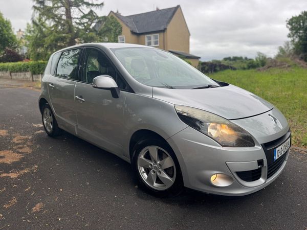 Renault Scenic MPV, Diesel, 2010, Silver