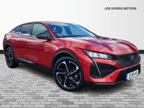 Peugeot 408 Hatchback, Petrol, 2025, Red