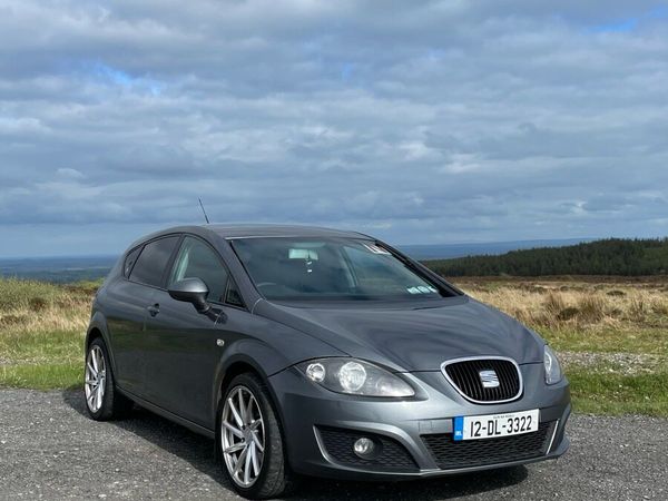 SEAT Leon Hatchback, Diesel, 2012, Grey