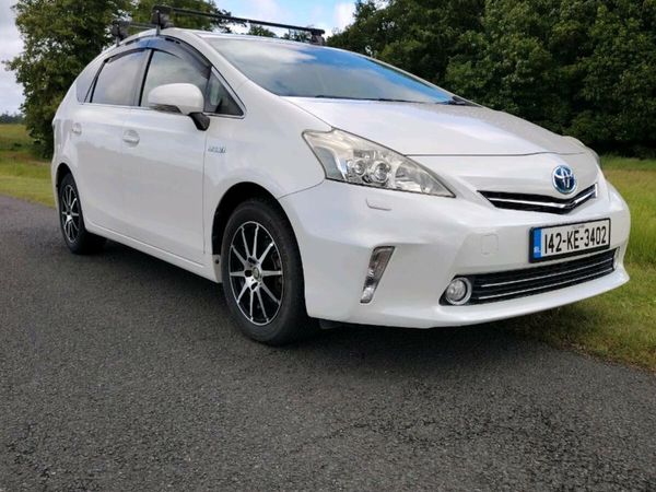 Toyota Prius MPV, Petrol Hybrid, 2014, White