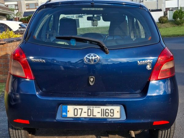 Toyota Yaris Hatchback, Petrol, 2007, Blue