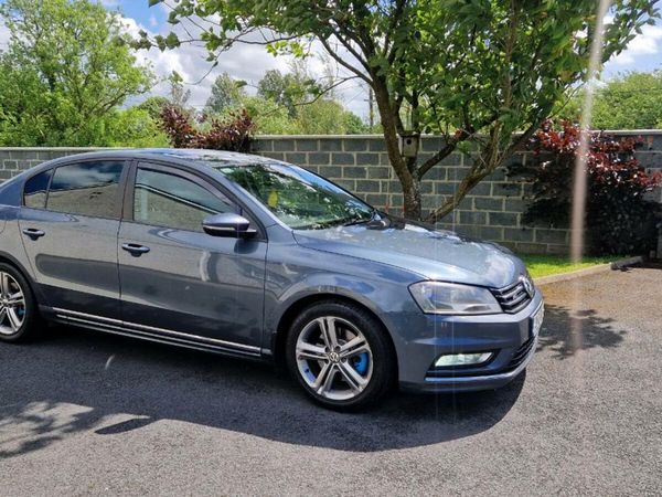 Volkswagen Passat Saloon, Diesel, 2013, Grey