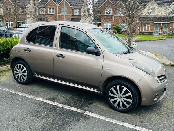 Nissan Micra Hatchback, Petrol, 2006, Gold