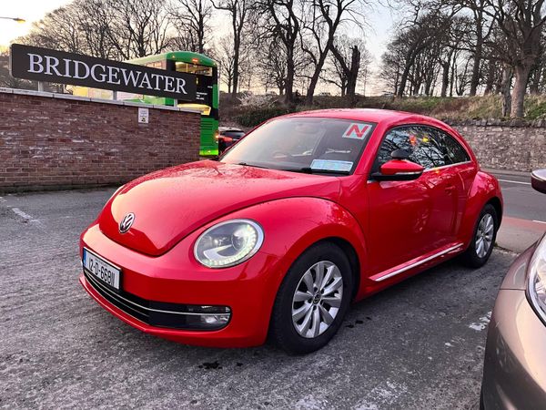Volkswagen Beetle Hatchback, Petrol, 2012, Red