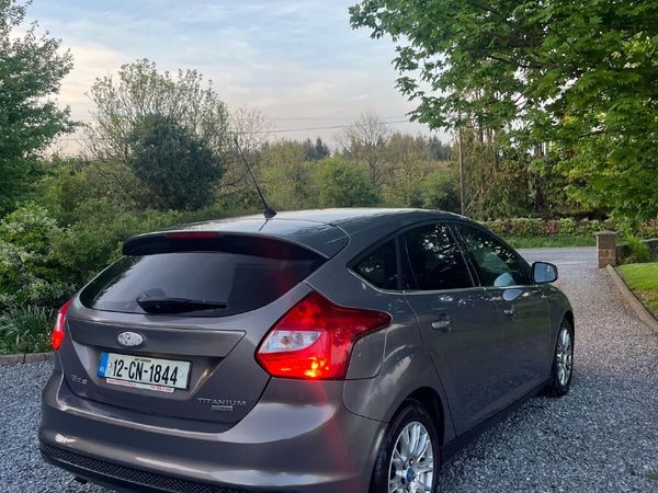 Ford Focus Hatchback, Diesel, 2012, Brown